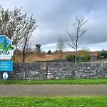 Brook Manor 4*