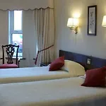 B&B Brook Manor