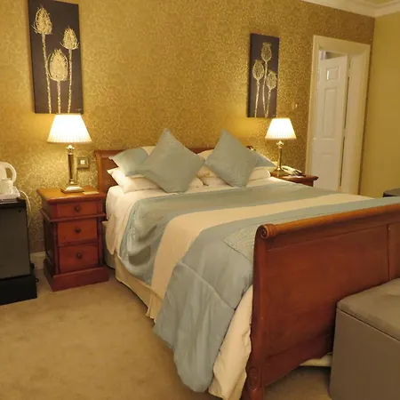 Brook Manor Bed & Breakfast