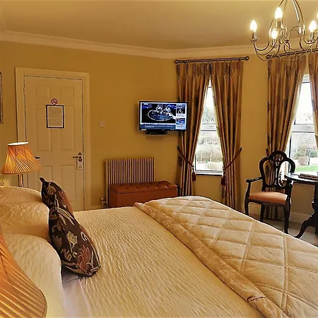 Brook Manor فندق مبيت وإفطار 4*