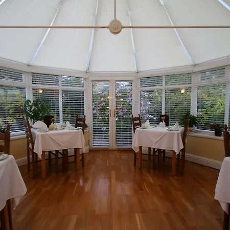 Brook Manor Bed and breakfast