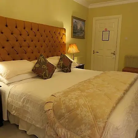 Brook Manor فندق مبيت وإفطار ترالي