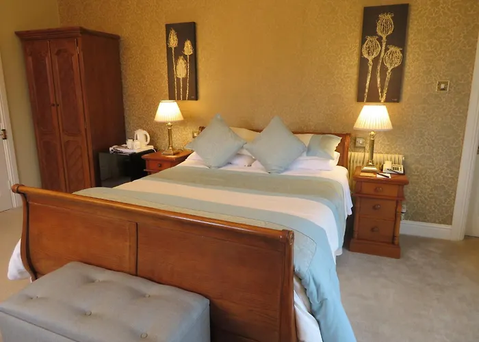 Brook Manor ベッド・アンド・ブレックファスト 4*