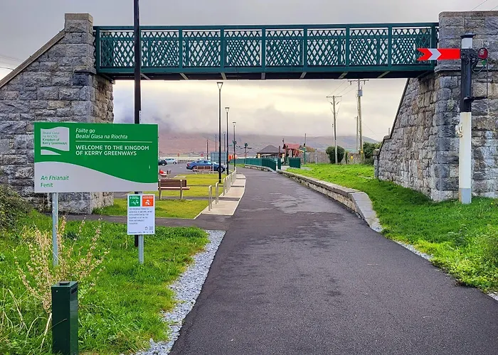 Brook Manor トラリー