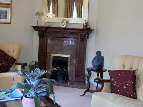 Brook Manor トラリー